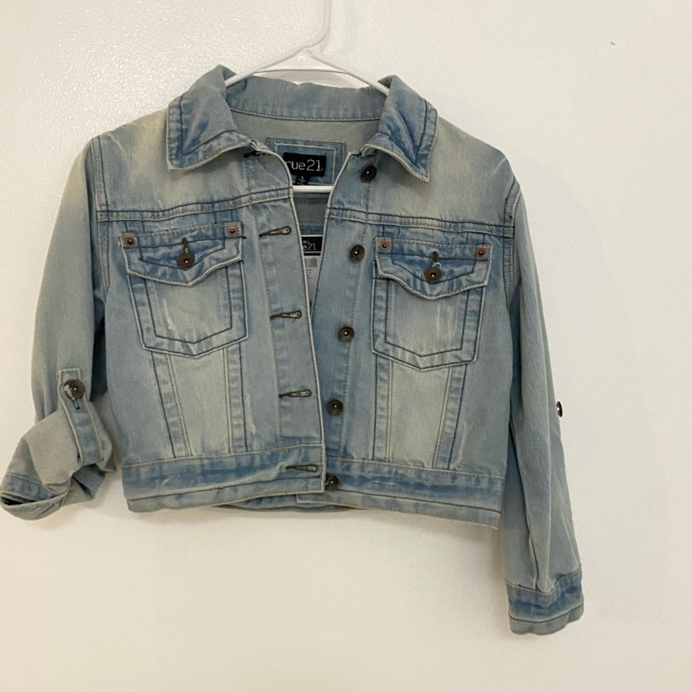 NWT denim distressed jean jacket size S